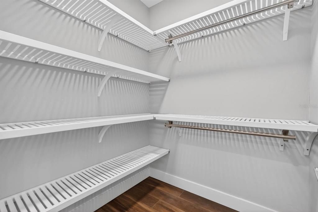 For Sale: $550,000 (3 beds, 2 baths, 2014 Square Feet)