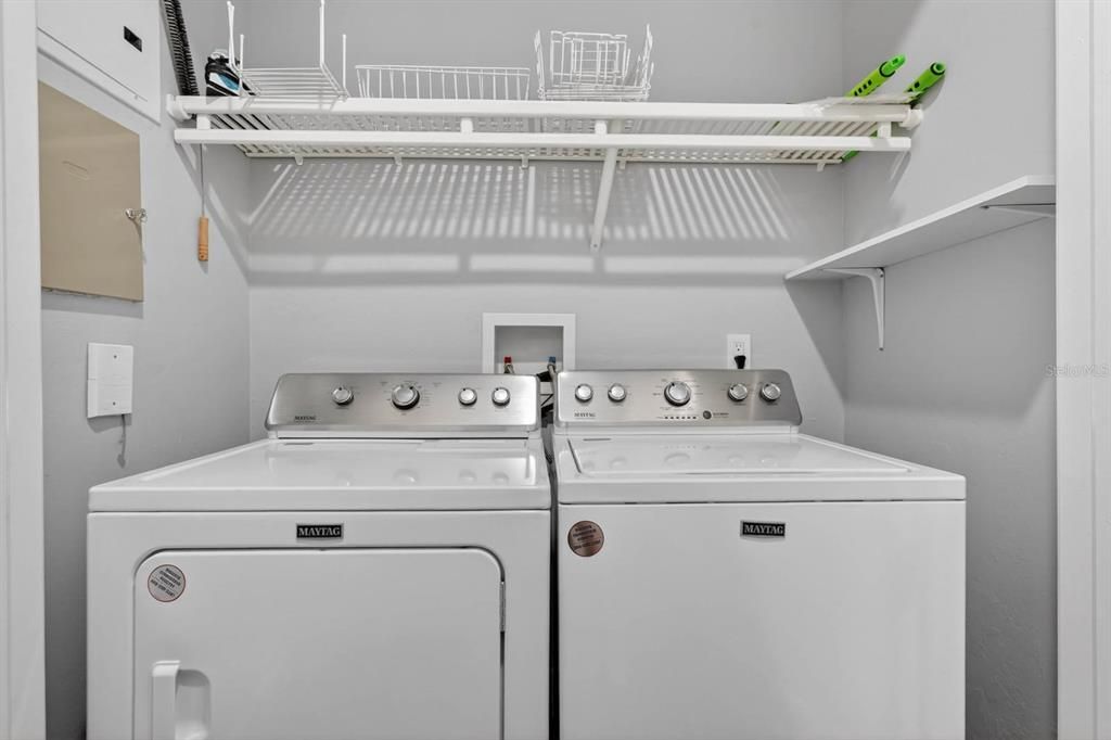 For Sale: $550,000 (3 beds, 2 baths, 2014 Square Feet)