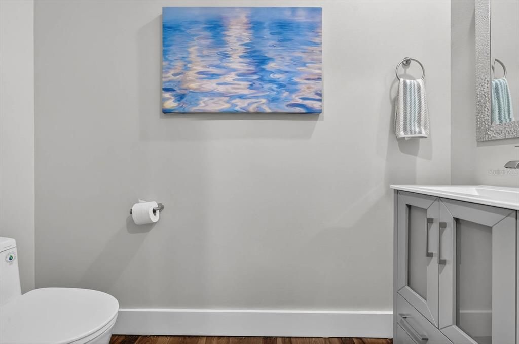 For Sale: $550,000 (3 beds, 2 baths, 2014 Square Feet)