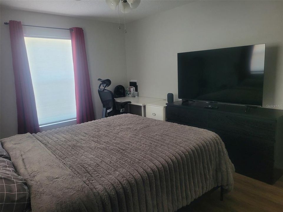В аренду: $3,300 (4 спален, 2 ванн, 1722 Квадратных фут)