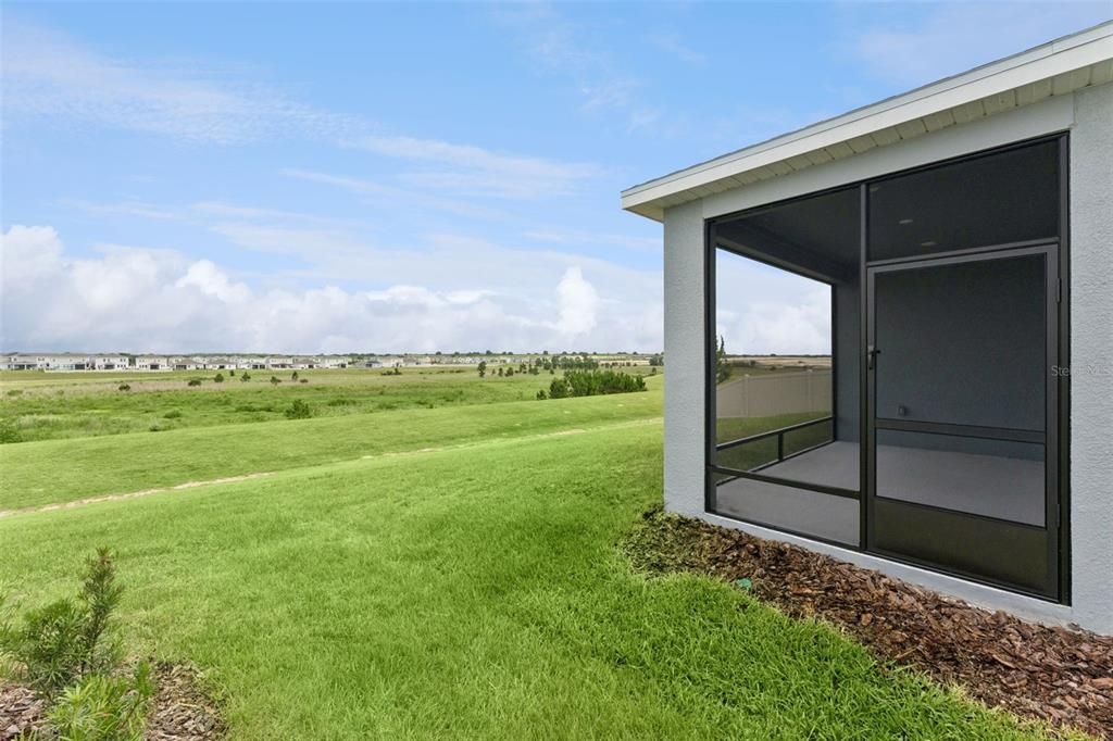 En Venta: $550,000 (4 camas, 3 baños, 2201 Pies cuadrados)
