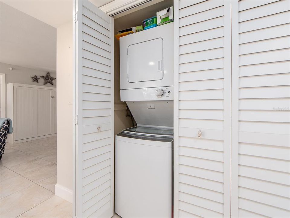 На продажу: $350,000 (1 спален, 1 ванн, 950 Квадратных фут)