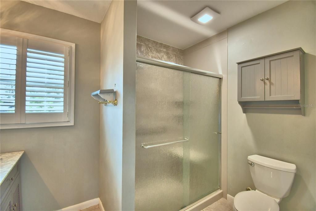 For Sale: $479,000 (2 beds, 2 baths, 965 Square Feet)