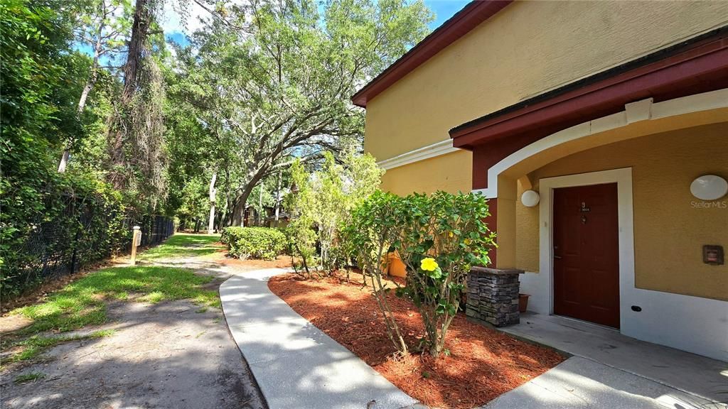 For Rent: $2,150 (3 beds, 2 baths, 1350 Square Feet)