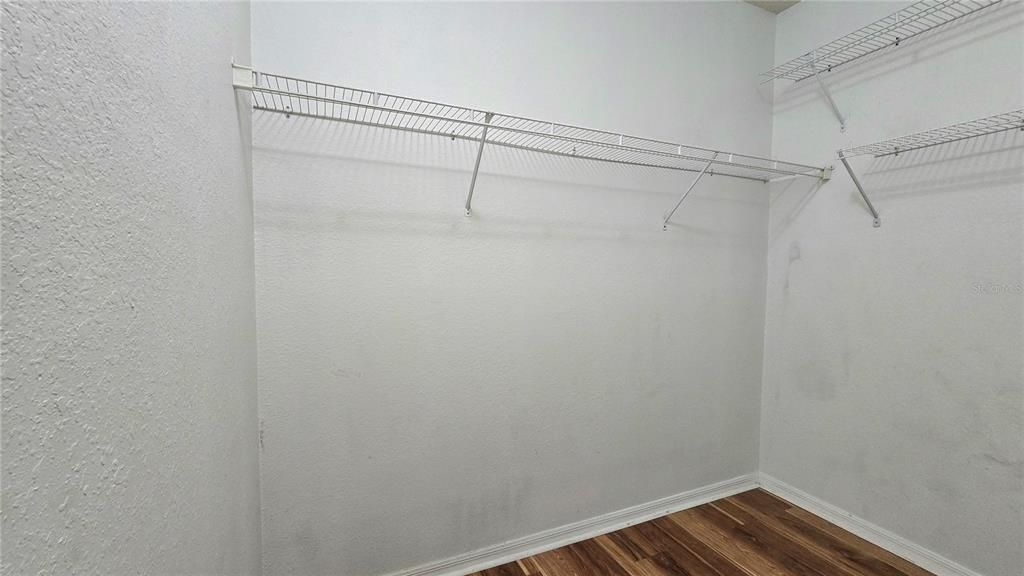 For Rent: $2,150 (3 beds, 2 baths, 1350 Square Feet)