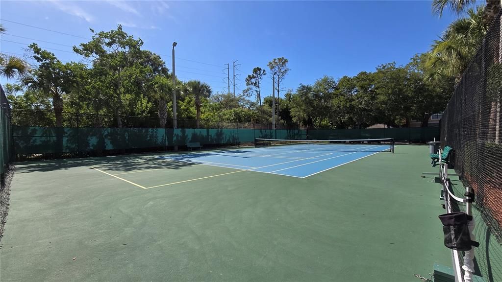 For Rent: $2,150 (3 beds, 2 baths, 1350 Square Feet)