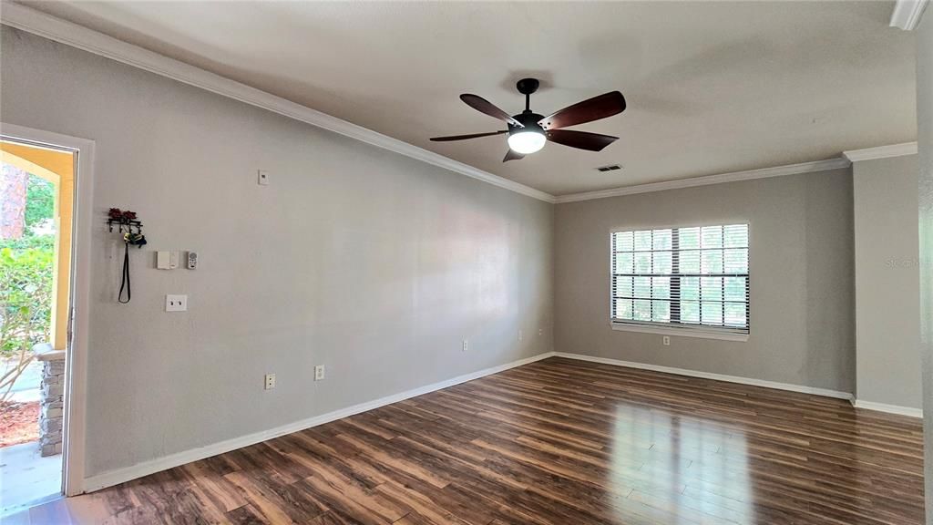For Rent: $2,150 (3 beds, 2 baths, 1350 Square Feet)