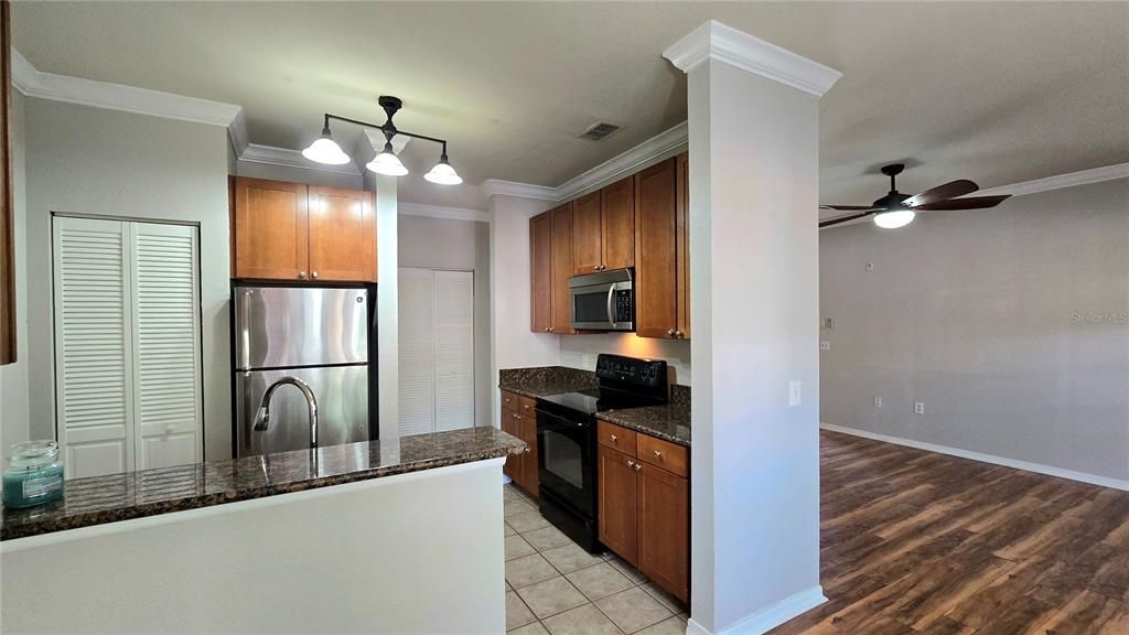 For Rent: $2,150 (3 beds, 2 baths, 1350 Square Feet)