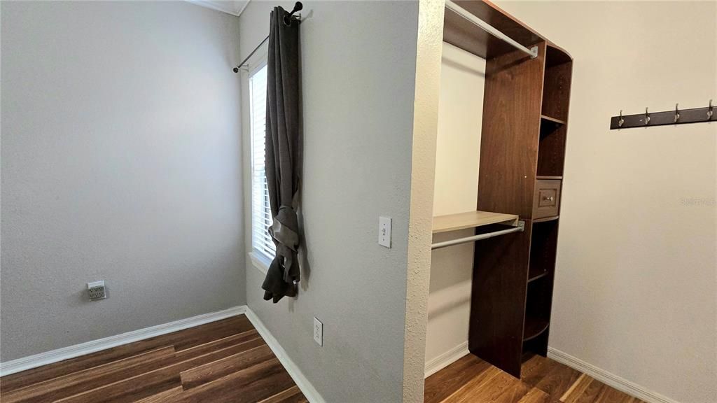 For Rent: $2,150 (3 beds, 2 baths, 1350 Square Feet)