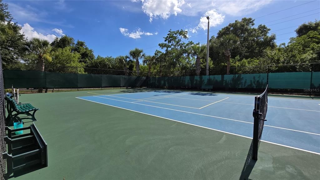 For Rent: $2,150 (3 beds, 2 baths, 1350 Square Feet)