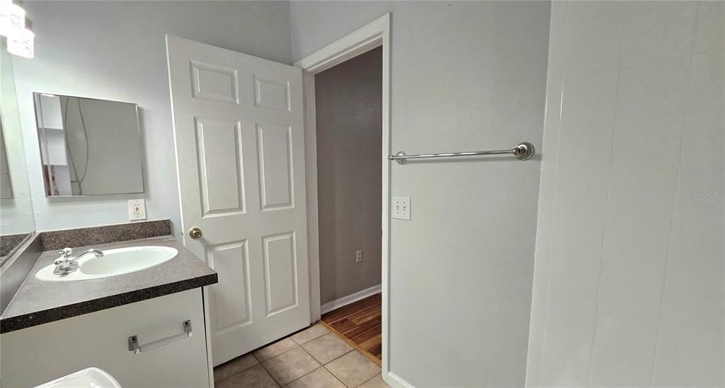 For Rent: $2,150 (3 beds, 2 baths, 1350 Square Feet)