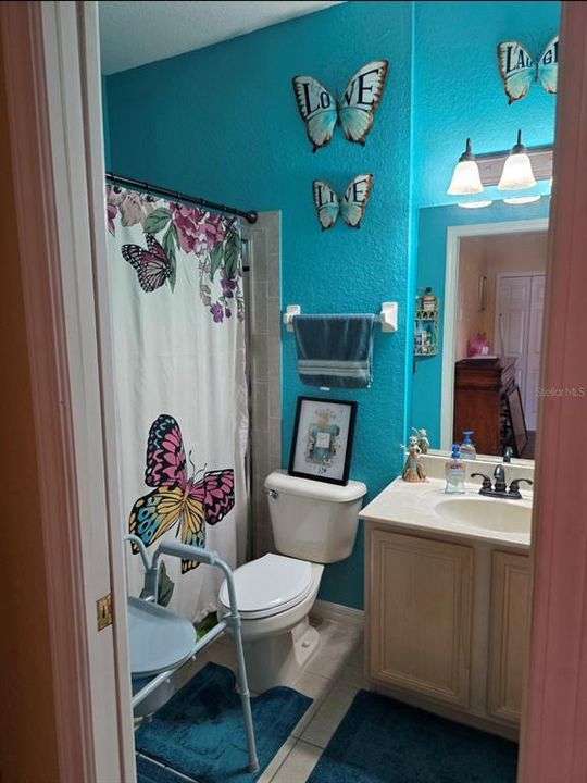 For Sale: $470,000 (4 beds, 3 baths, 3127 Square Feet)