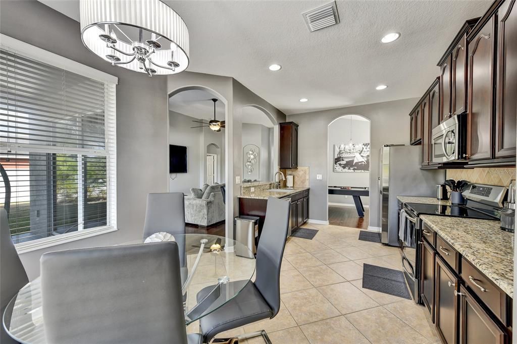 For Sale: $420,000 (3 beds, 2 baths, 1716 Square Feet)
