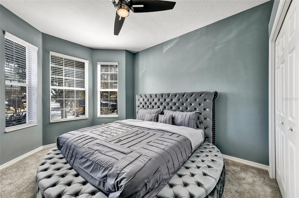 For Sale: $420,000 (3 beds, 2 baths, 1716 Square Feet)