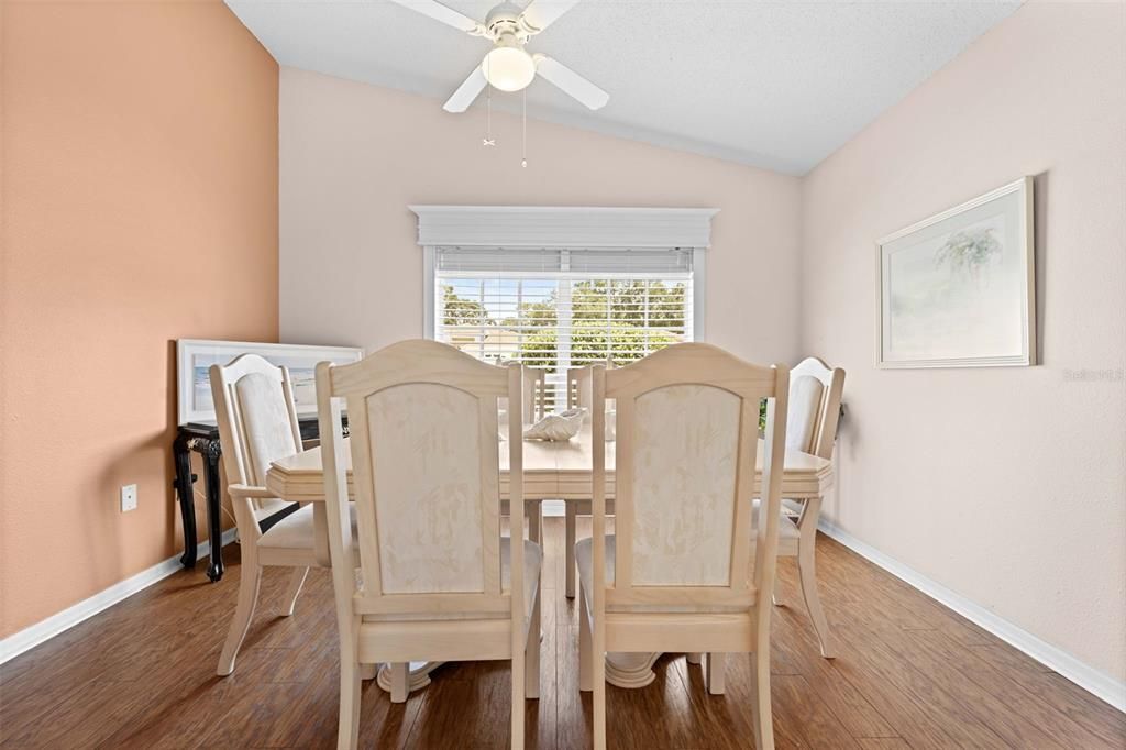 For Sale: $260,000 (2 beds, 2 baths, 1498 Square Feet)