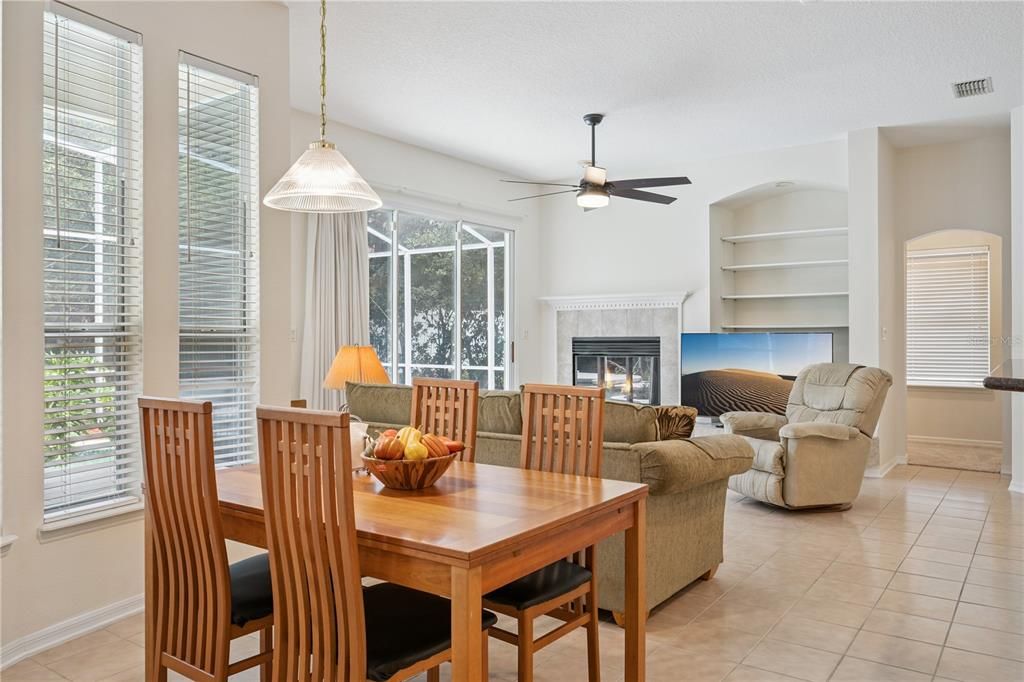 For Sale: $650,000 (4 beds, 3 baths, 2365 Square Feet)