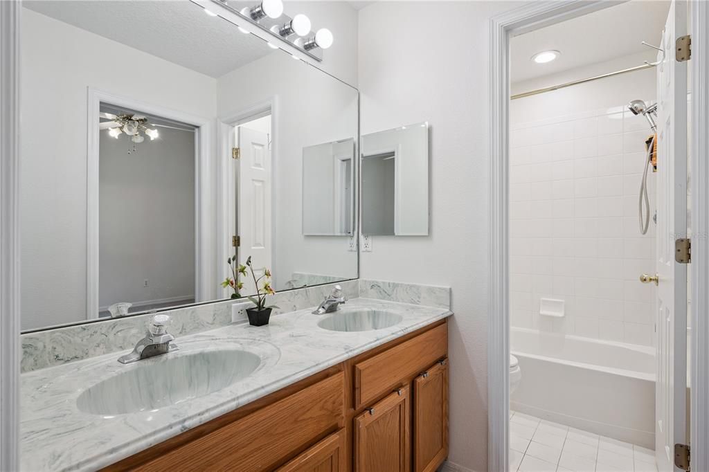 For Sale: $650,000 (4 beds, 3 baths, 2365 Square Feet)