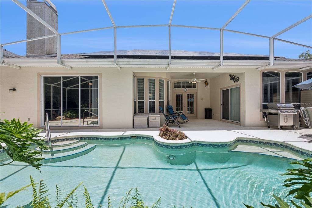 For Sale: $650,000 (4 beds, 3 baths, 2365 Square Feet)
