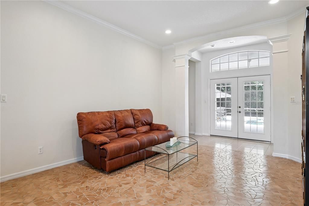 For Sale: $650,000 (4 beds, 3 baths, 2365 Square Feet)