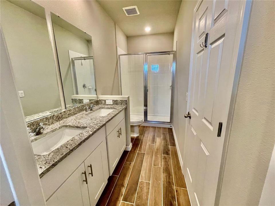 En Renta: $2,450 (3 camas, 2 baños, 1616 Pies cuadrados)