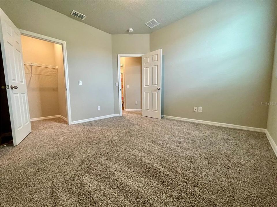 En Renta: $2,450 (3 camas, 2 baños, 1616 Pies cuadrados)