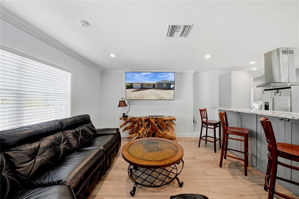 For Sale: $599,999 (3 beds, 2 baths, 1380 Square Feet)