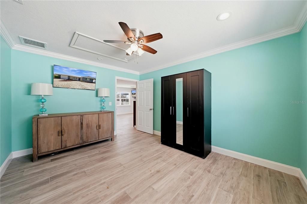 For Sale: $599,999 (3 beds, 2 baths, 1380 Square Feet)