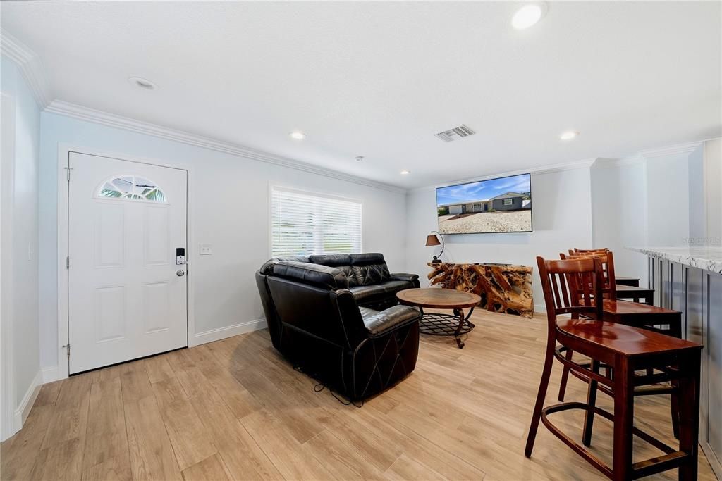 For Sale: $599,999 (3 beds, 2 baths, 1380 Square Feet)