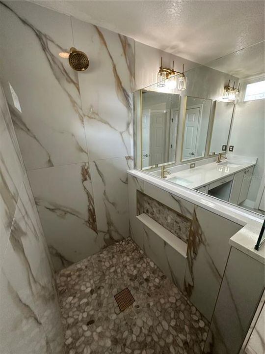 На продажу: $405,000 (3 спален, 3 ванн, 1929 Квадратных фут)