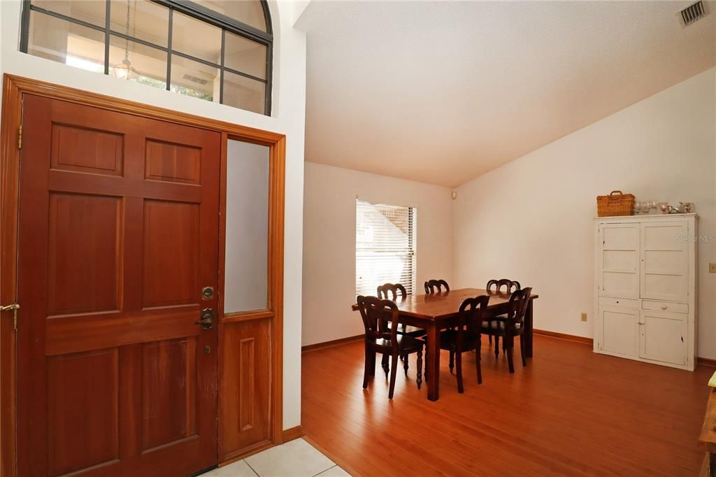 For Rent: $3,500 (4 beds, 2 baths, 2148 Square Feet)