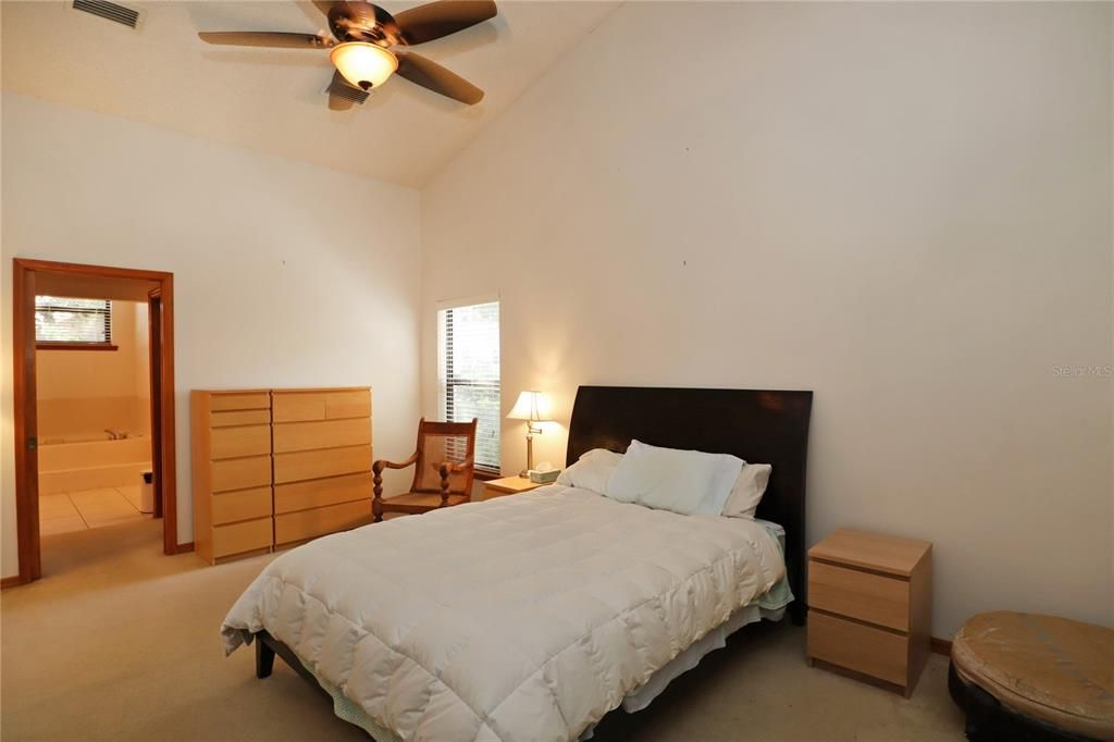 For Rent: $3,500 (4 beds, 2 baths, 2148 Square Feet)