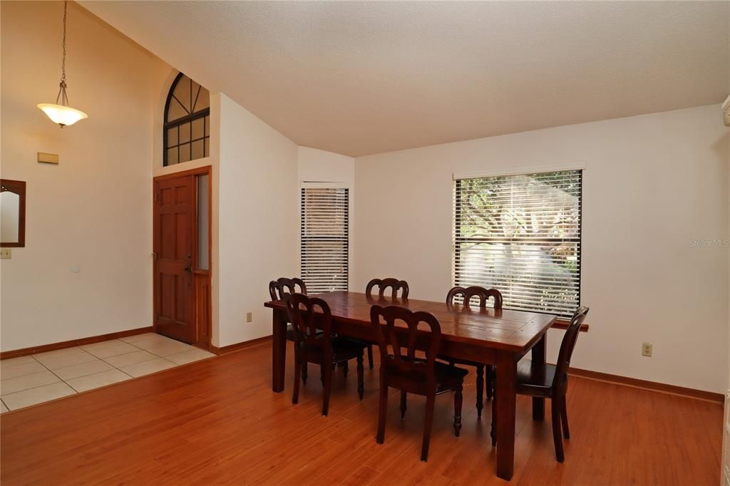 For Rent: $3,500 (4 beds, 2 baths, 2148 Square Feet)