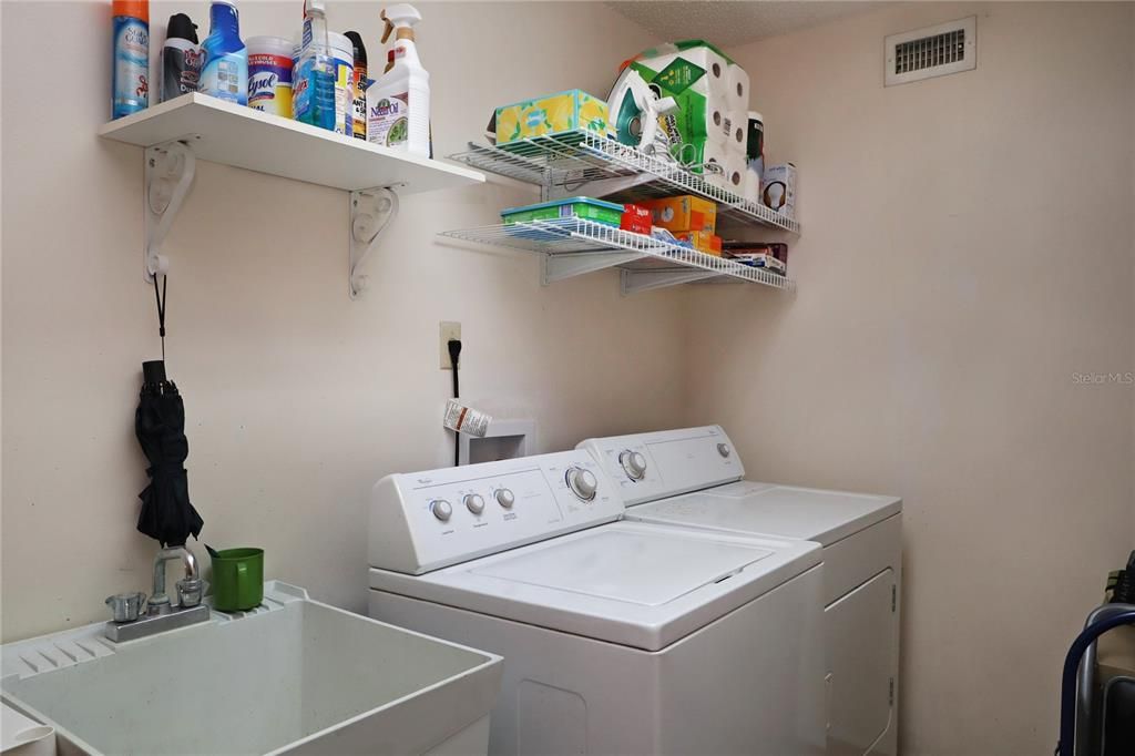 For Rent: $3,500 (4 beds, 2 baths, 2148 Square Feet)