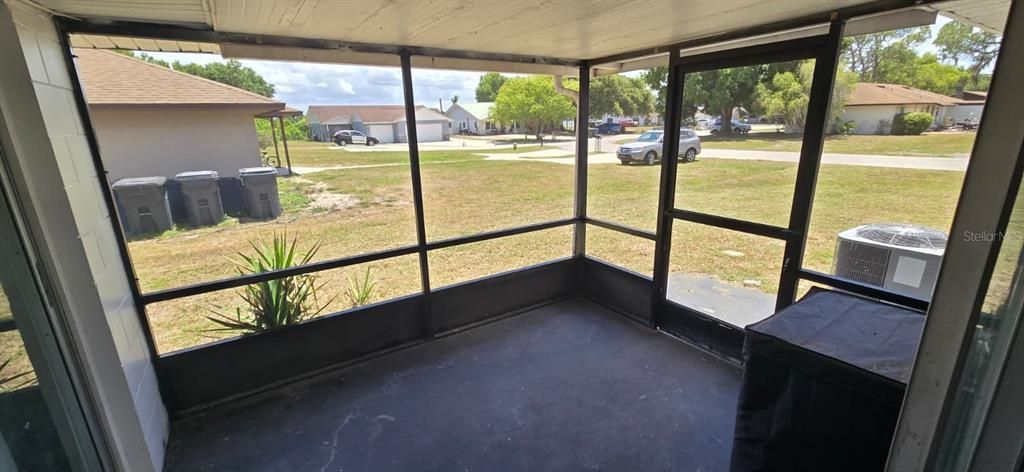 For Rent: $1,475 (2 beds, 1 baths, 780 Square Feet)