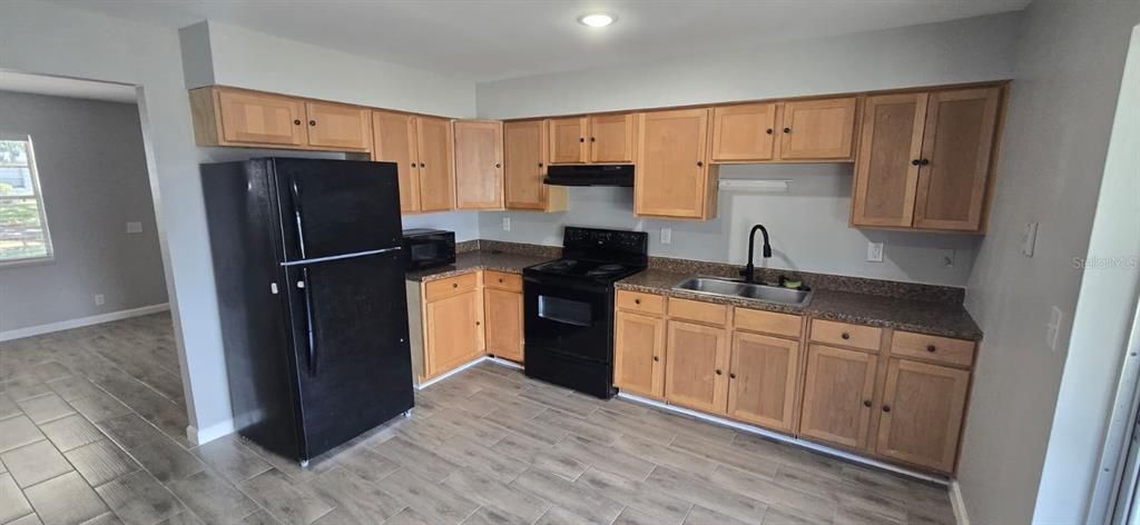 For Rent: $1,475 (2 beds, 1 baths, 780 Square Feet)