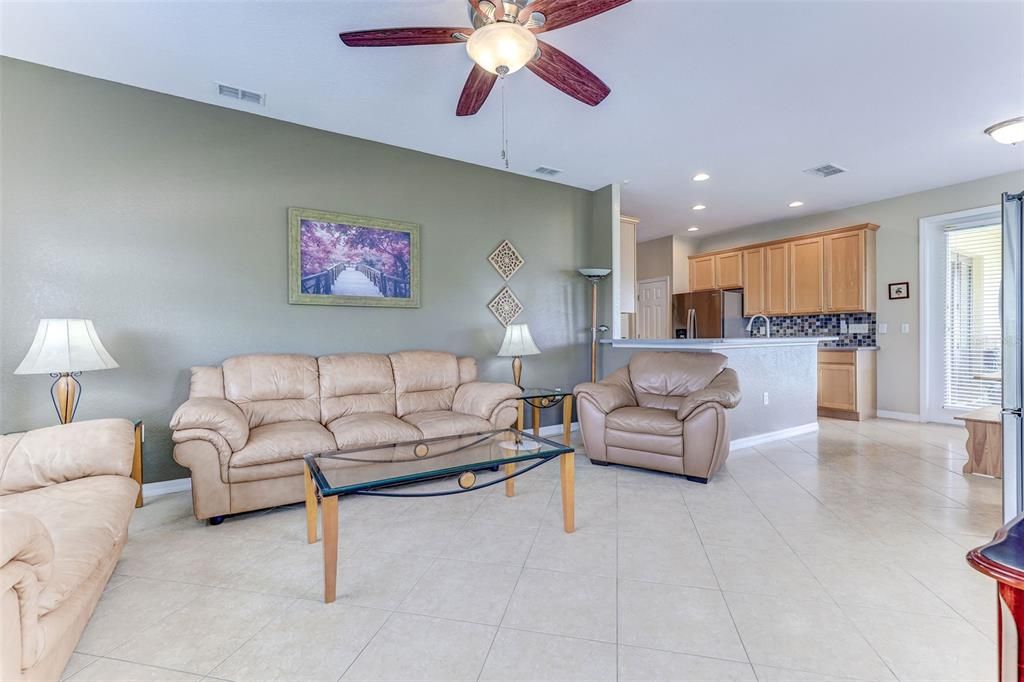 For Sale: $519,900 (3 beds, 2 baths, 1896 Square Feet)