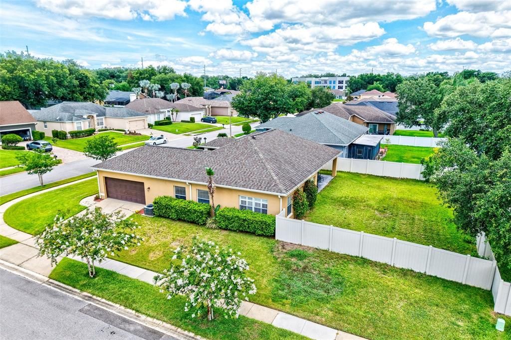For Sale: $519,900 (3 beds, 2 baths, 1896 Square Feet)