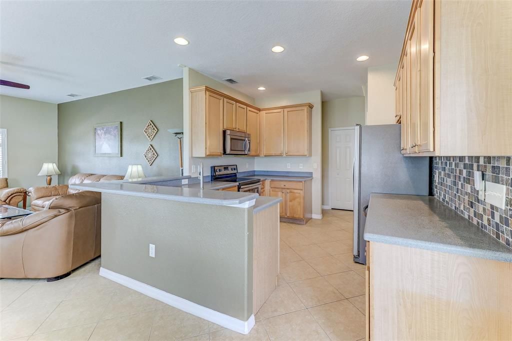 For Sale: $519,900 (3 beds, 2 baths, 1896 Square Feet)