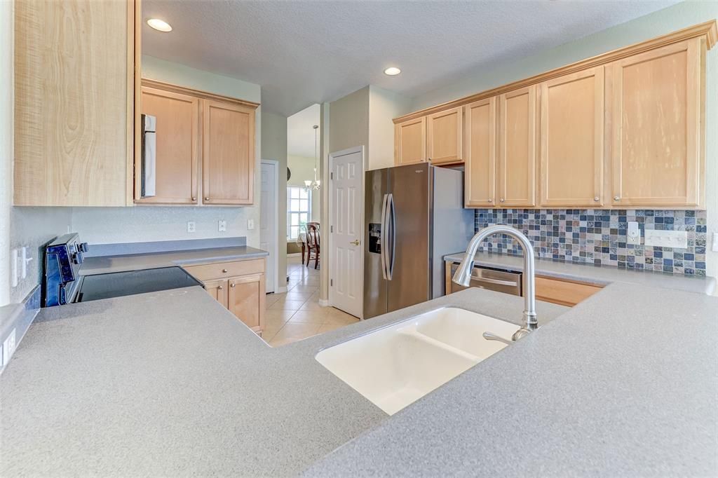 For Sale: $519,900 (3 beds, 2 baths, 1896 Square Feet)