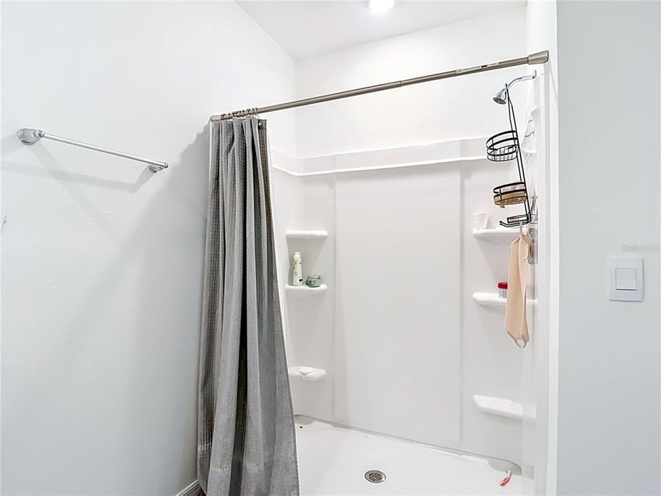 En Renta: $2,800 (4 camas, 2 baños, 2260 Pies cuadrados)