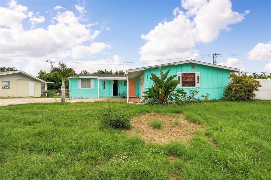 На продажу: $134,900 (2 спален, 1 ванн, 873 Квадратных фут)