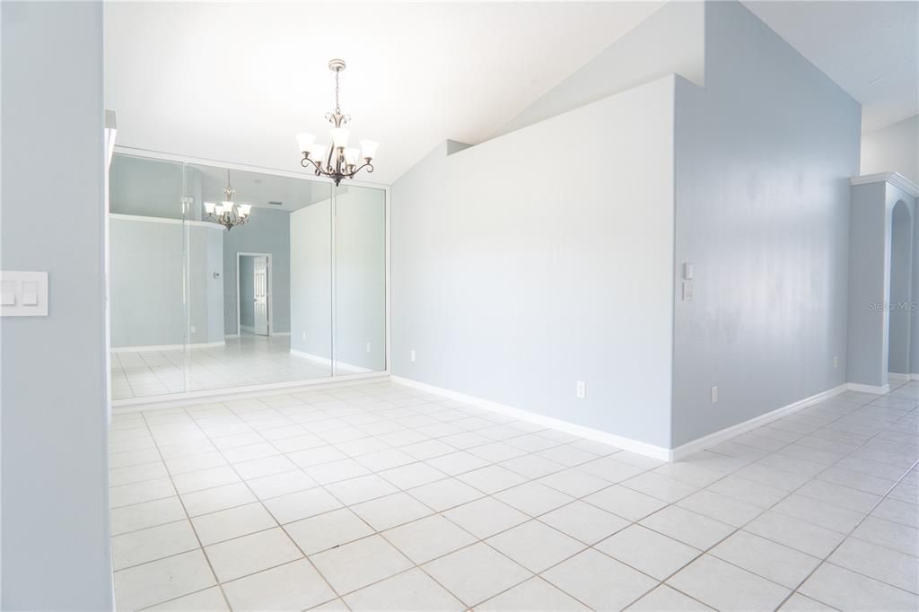 For Rent: $3,250 (4 beds, 3 baths, 1740 Square Feet)