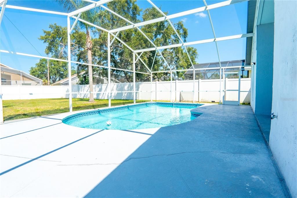 For Rent: $3,250 (4 beds, 3 baths, 1740 Square Feet)