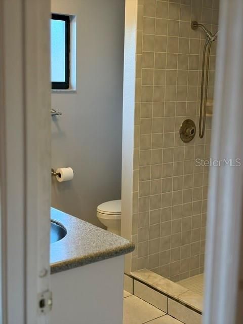 For Rent: $2,300 (3 beds, 2 baths, 1718 Square Feet)