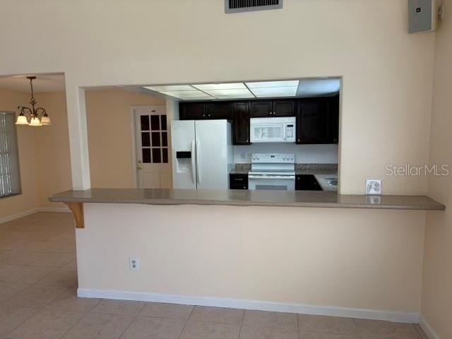 For Rent: $2,300 (3 beds, 2 baths, 1718 Square Feet)