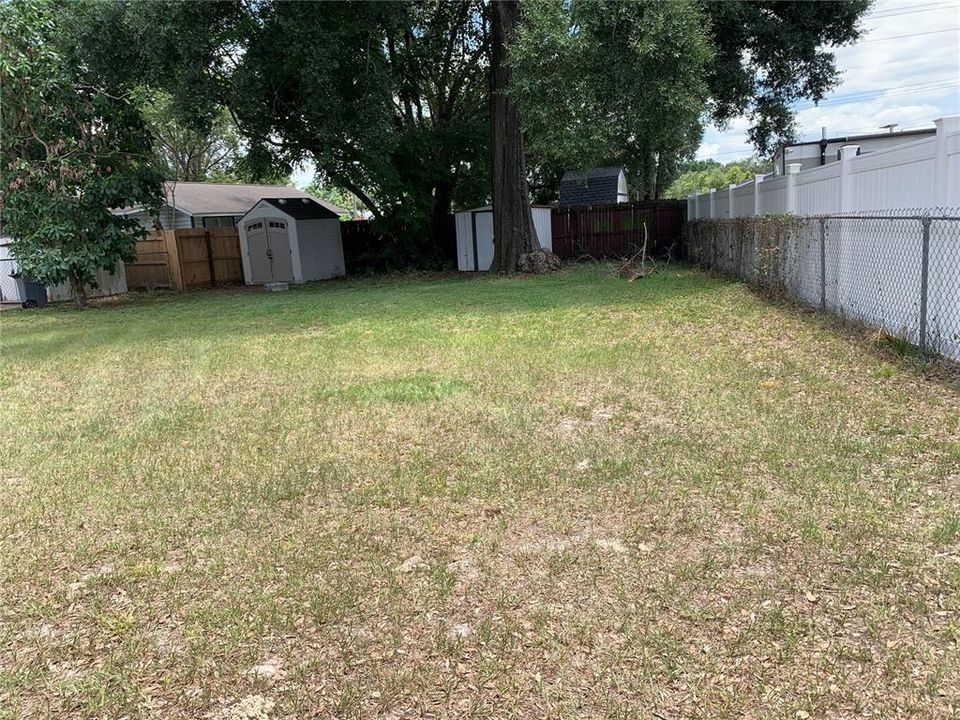 For Sale: $310,000 (3 beds, 2 baths, 1200 Square Feet)