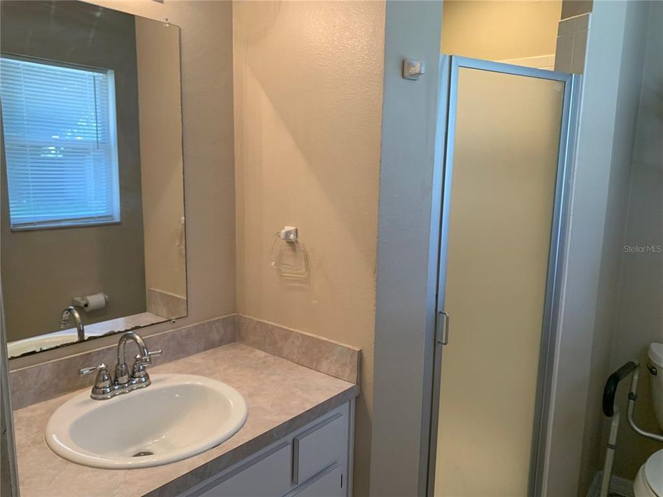 For Sale: $310,000 (3 beds, 2 baths, 1200 Square Feet)