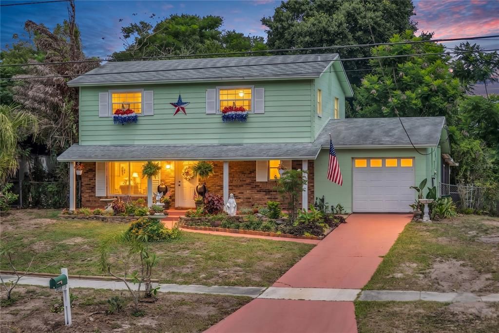 На продажу: $299,900 (3 спален, 2 ванн, 1680 Квадратных фут)