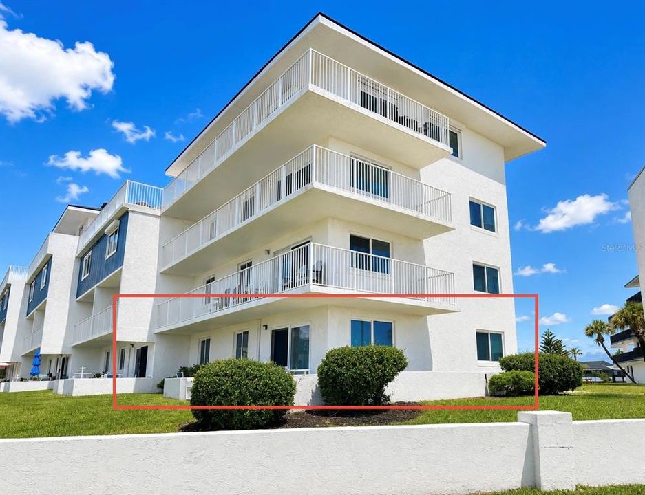 For Sale: $398,000 (2 beds, 2 baths, 1107 Square Feet)