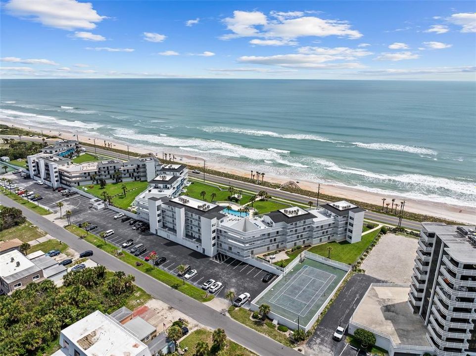 For Sale: $398,000 (2 beds, 2 baths, 1107 Square Feet)